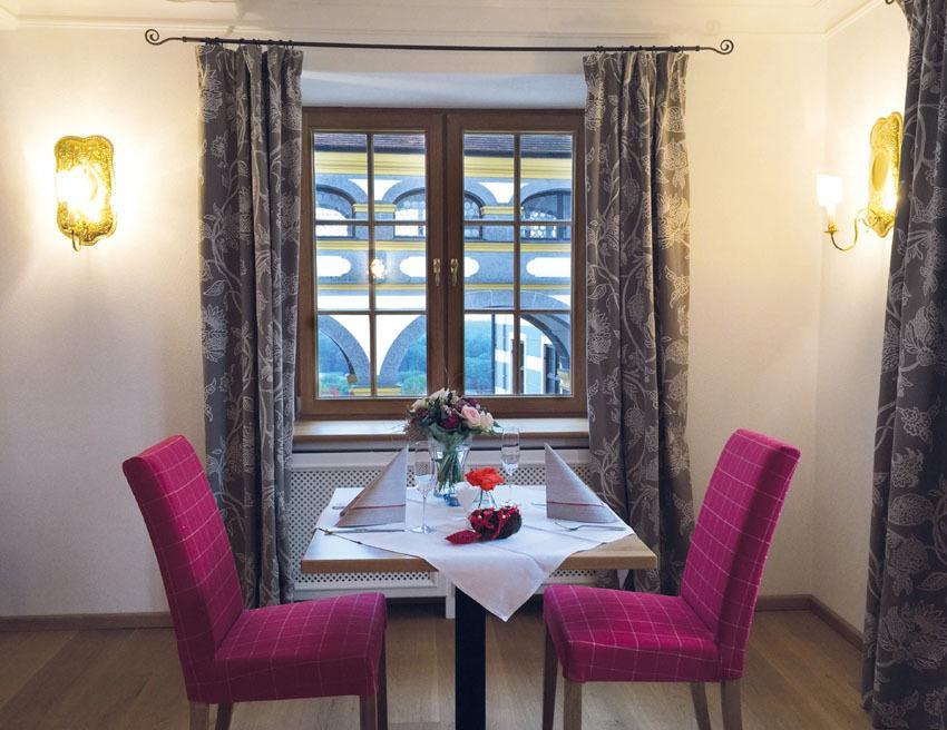 Hotel Schloss Leitheim Εξωτερικό φωτογραφία