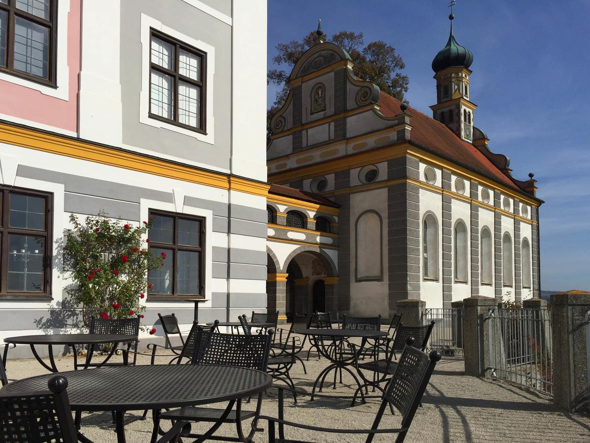 Hotel Schloss Leitheim Εξωτερικό φωτογραφία