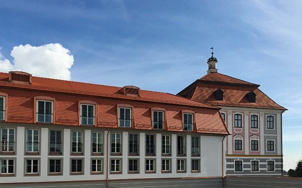 Hotel Schloss Leitheim Εξωτερικό φωτογραφία