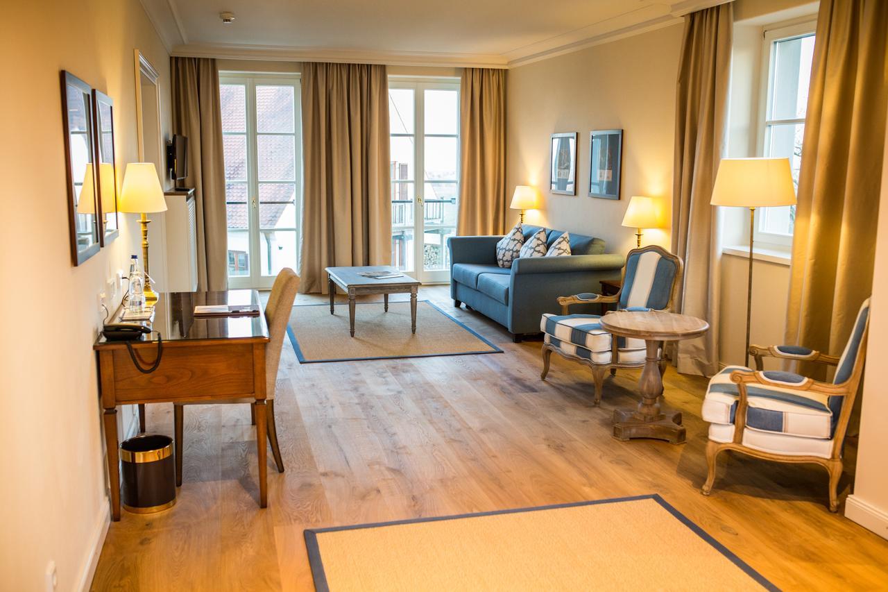 Hotel Schloss Leitheim Εξωτερικό φωτογραφία