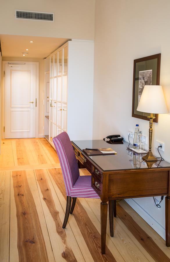 Hotel Schloss Leitheim Εξωτερικό φωτογραφία
