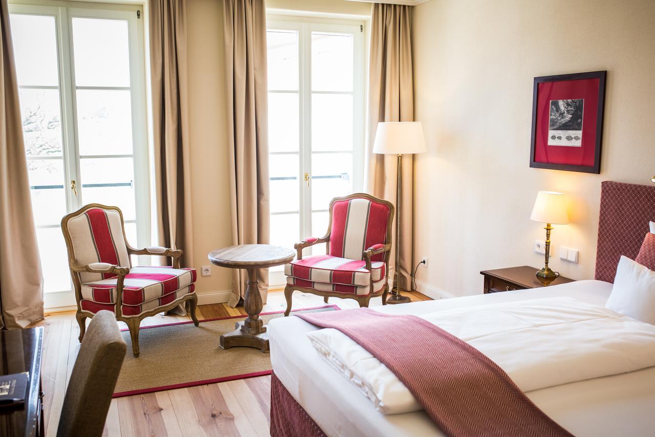 Hotel Schloss Leitheim Εξωτερικό φωτογραφία