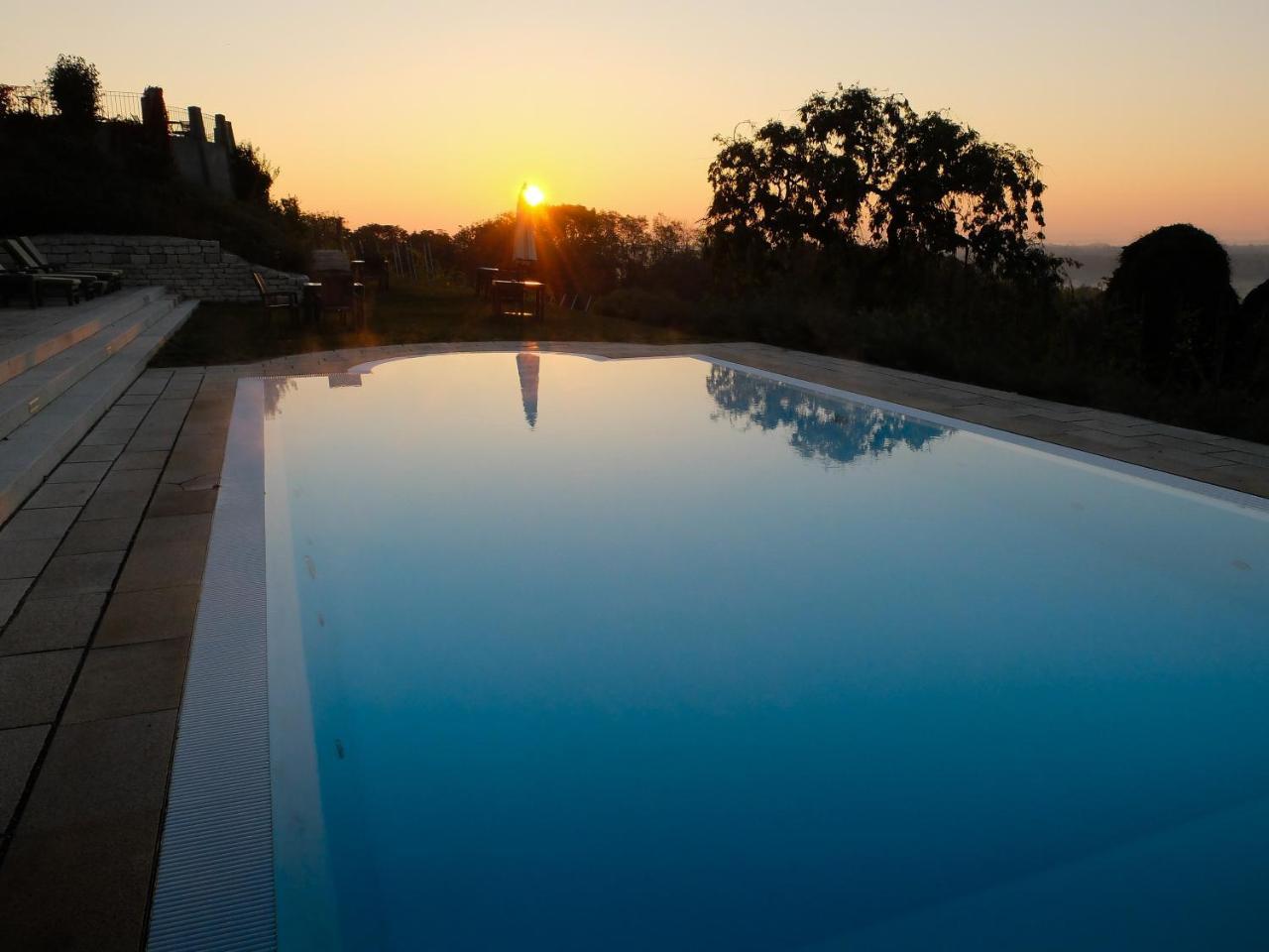 Hotel Schloss Leitheim Εξωτερικό φωτογραφία